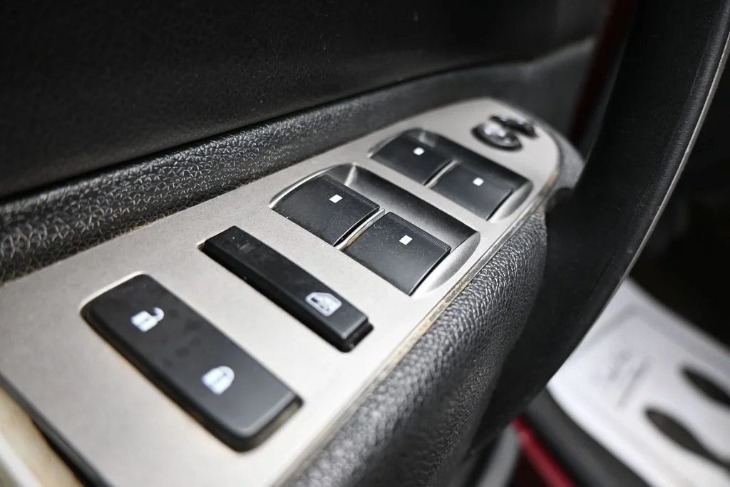 Used 2013 Red Chevrolet LT image 10