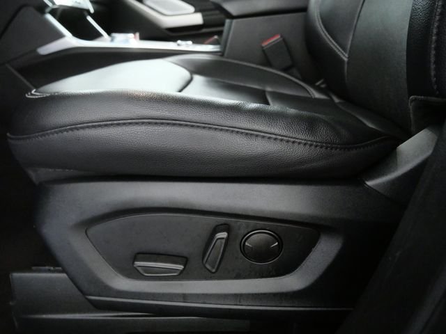 Used 2023 Gray Ford Limited image 17