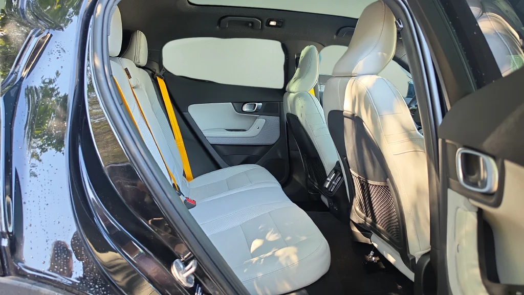 Used 2023  Polestar Long Range Dual Motor Performance Plus image 20