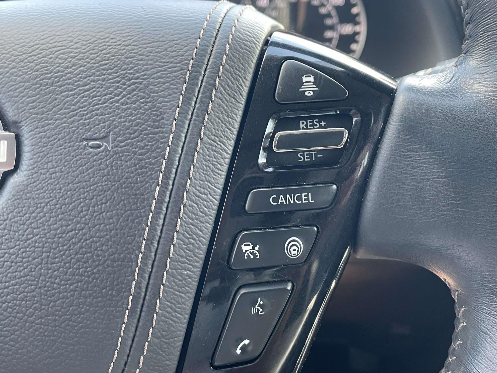 2023 Nissan Armada Platinum - Photo 23
