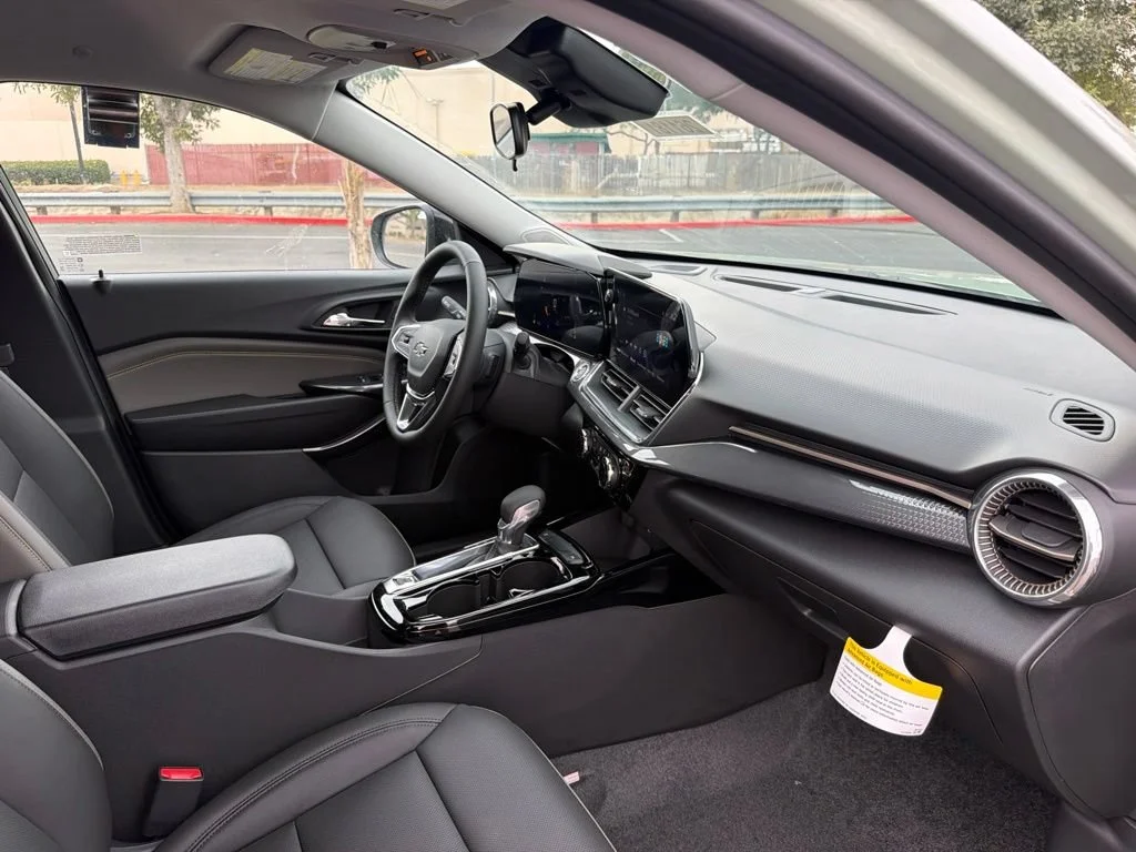 2026 Chevrolet Trax Activ - Photo 16