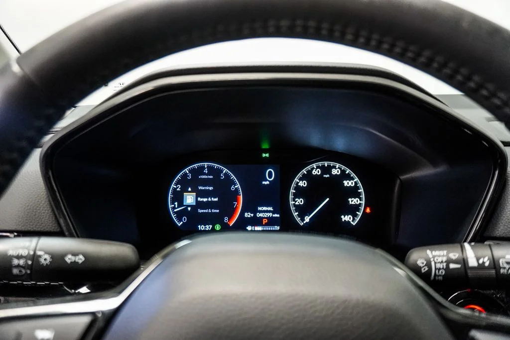 Used 2024 Gray Honda EX-L image 31