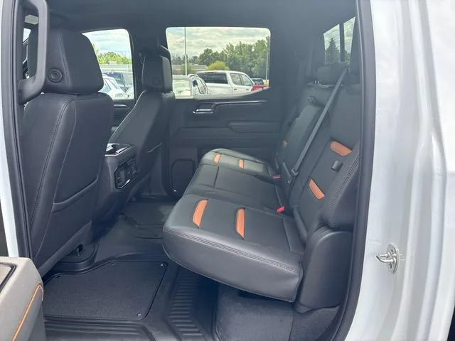 Used 2025 Summit White GMC AT4 image 30