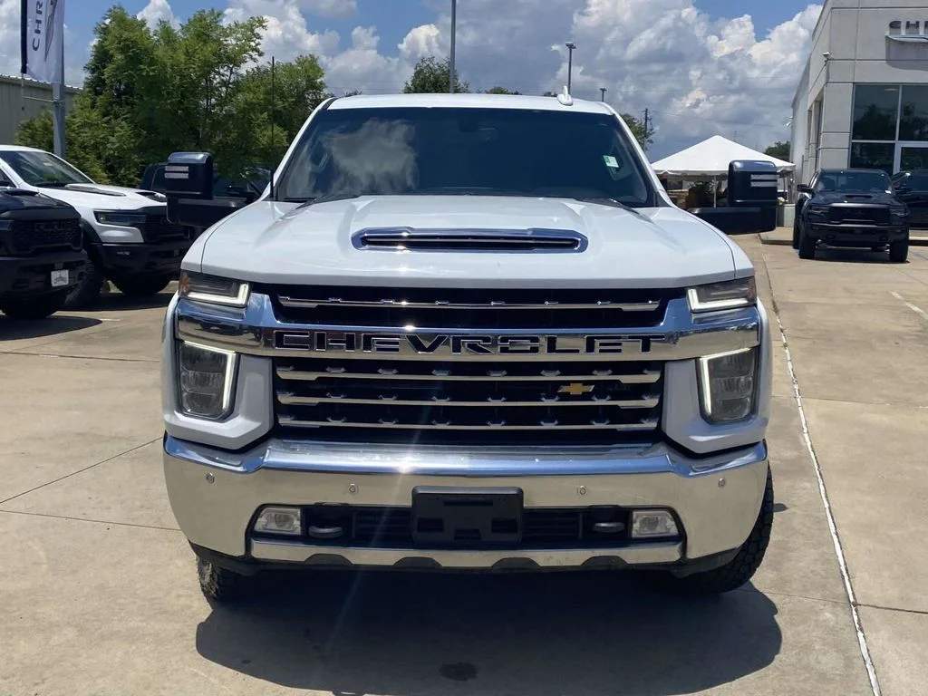 Used 2023 White Chevrolet LTZ image 37