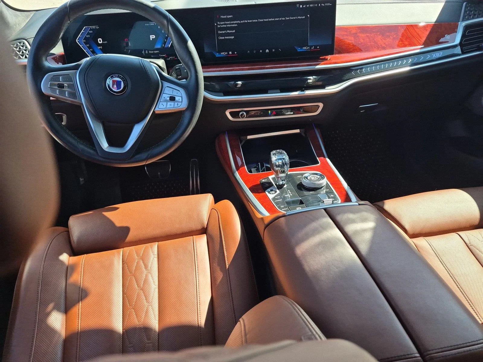 Used 2024 Black Sapphire Metallic BMW ALPINA XB7 image 32
