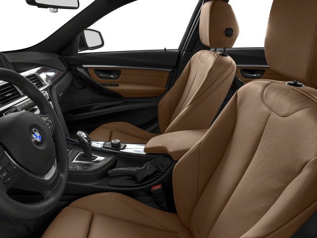 Used 2018 Alpine White BMW 330i image 12