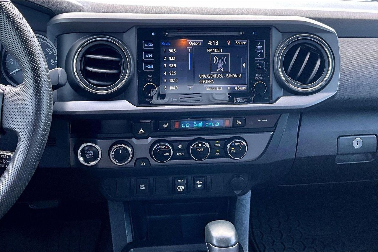 Used 2018 Midnight Black Metallic Toyota SR5 image 13