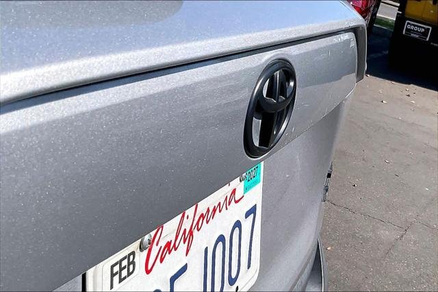 Certified Used 2020 SILVER SKY METALLIC Toyota  image 30