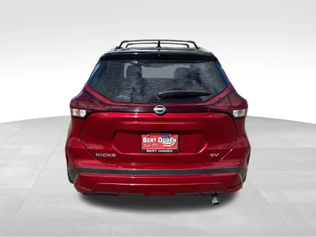 Used 2022 Red Nissan SV image 7