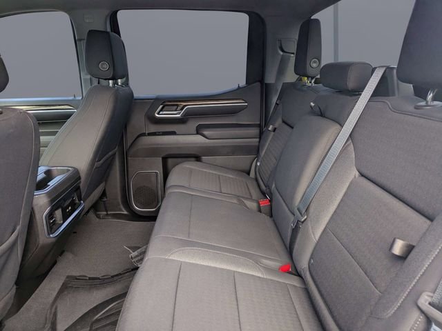 Used 2022 White GMC Elevation image 13