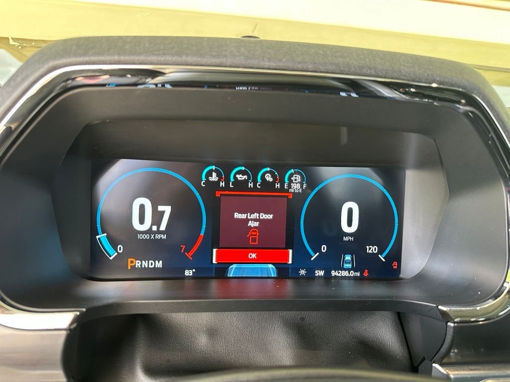 Used 2022 Red Ford Lariat image 38