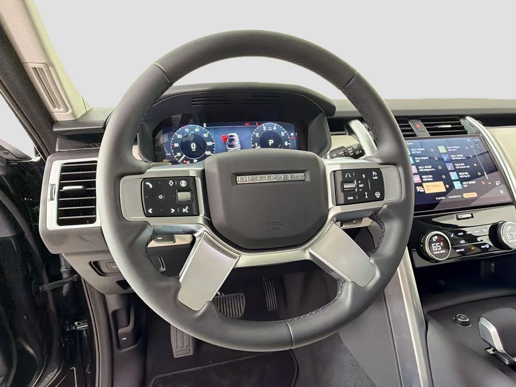 New 2026 Santorini Black Land Rover S image 11