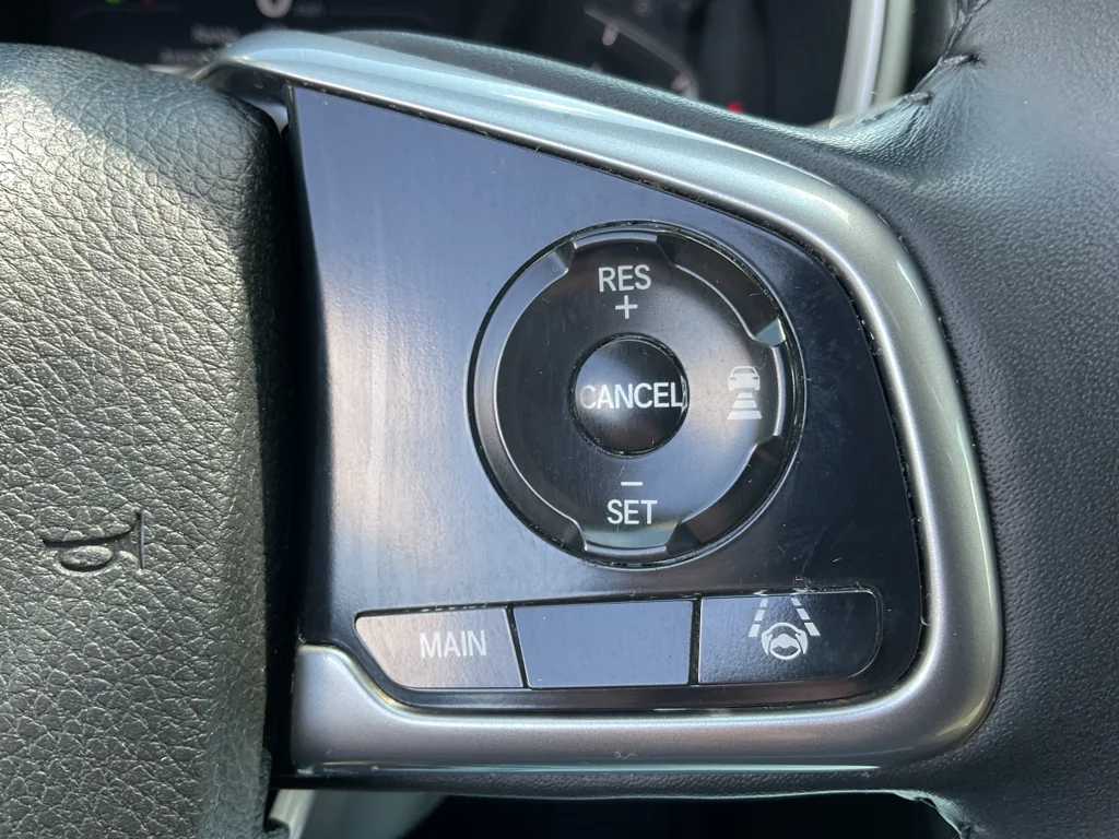 Used 2019 Platinum White Pearl Honda EX-L image 31