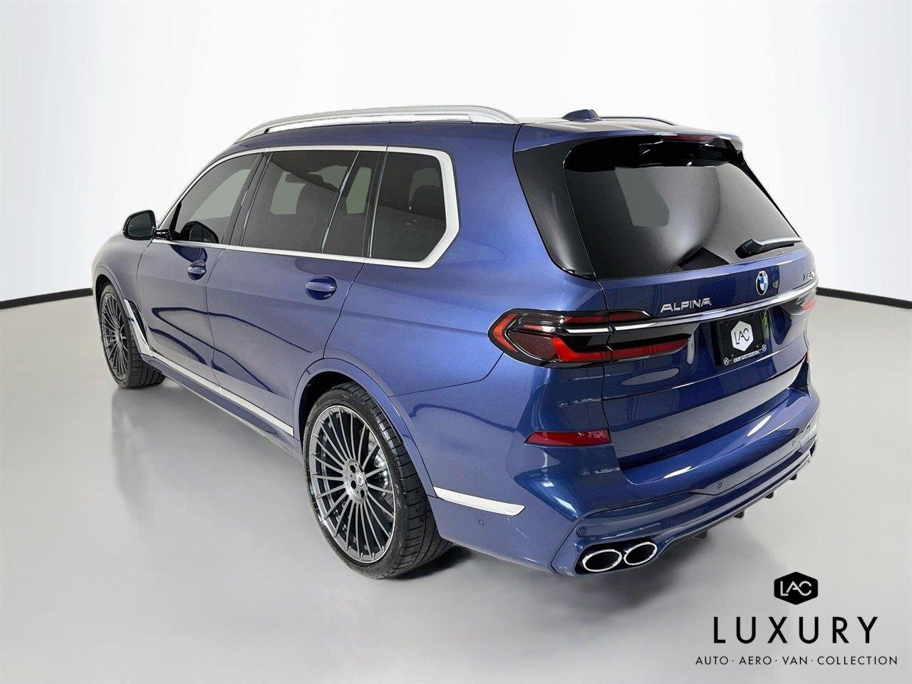 Used 2024 ALPINA Blue Metallic BMW ALPINA XB7 | One Owner image 7