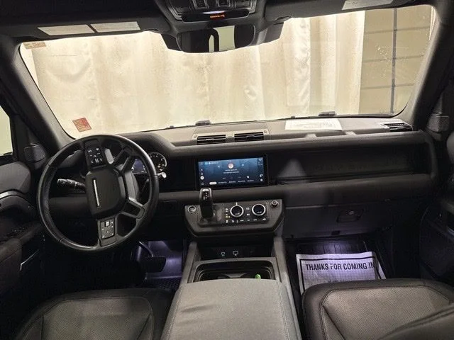 2023 Land Rover Defender X-Dynamic SE - Photo 13