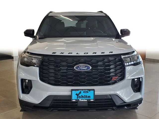 New 2026 Space White Metallic Ford ST image 2