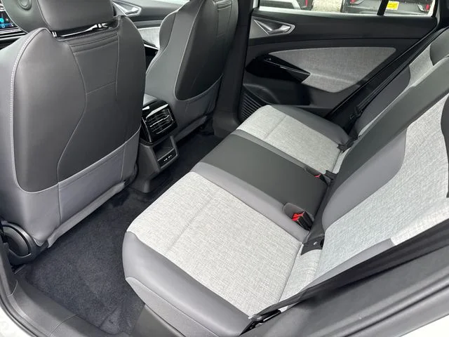 New 2026 Opal White Pearl Volkswagen Pro image 25