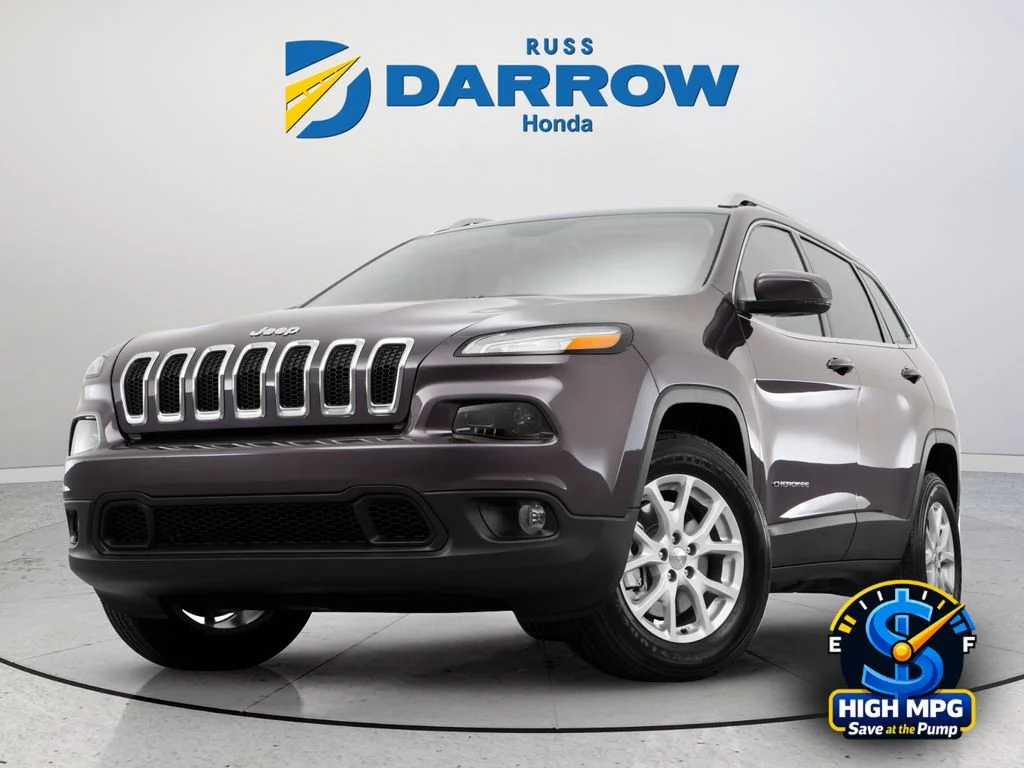 Used 2016 Black Jeep Latitude image 3