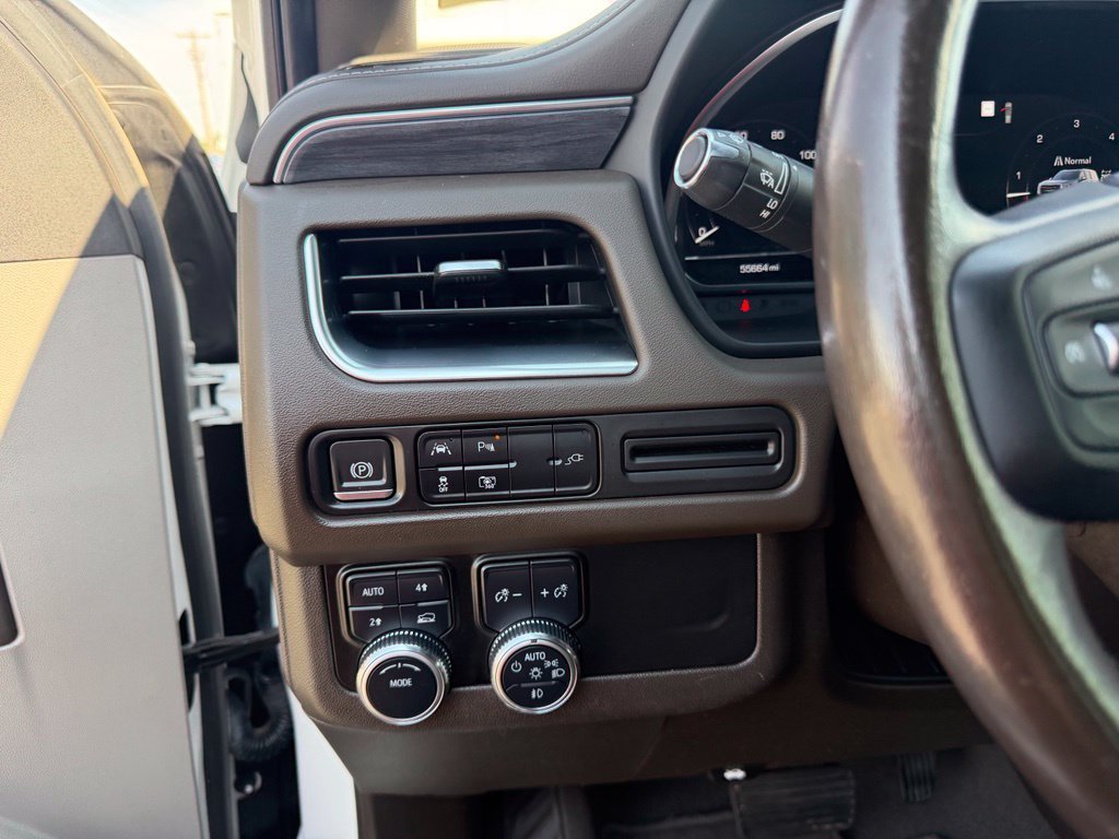 Used 2022 WHITE FROST TRICOAT GMC SLT image 28