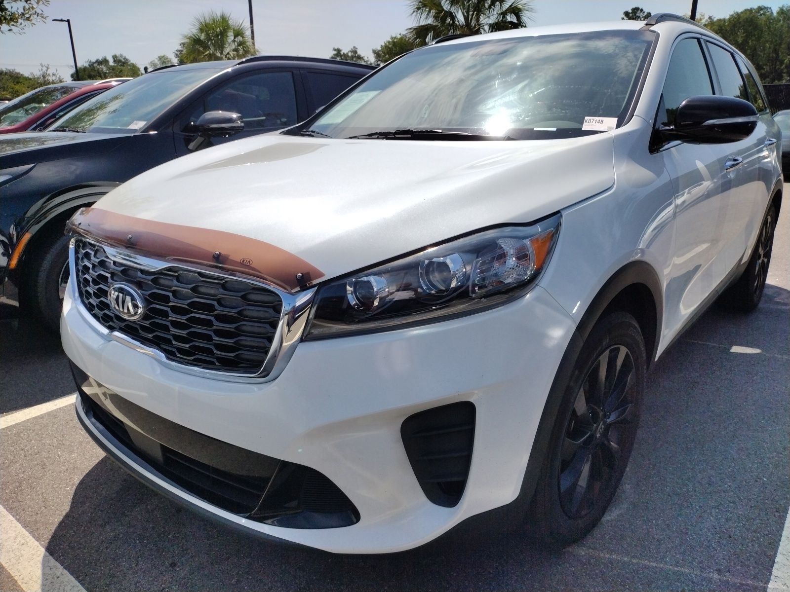Used 2020 White Kia S image 2