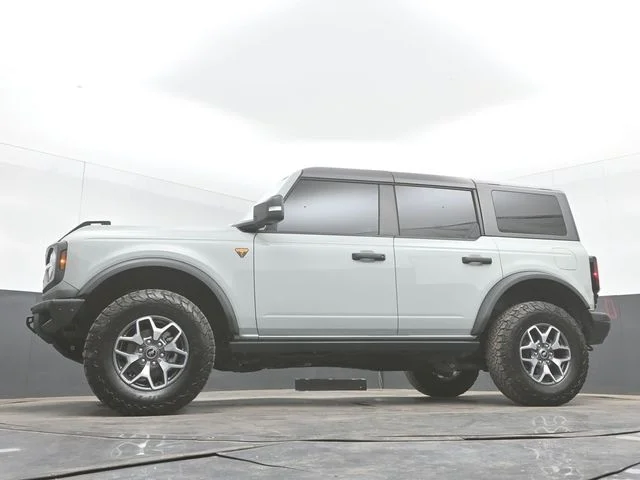 Used 2024 Green Ford Badlands image 49