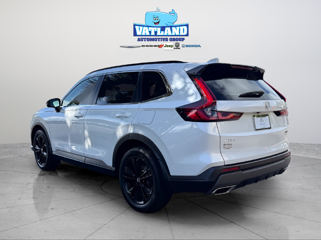 Used 2025 White Honda Sport Touring image 3