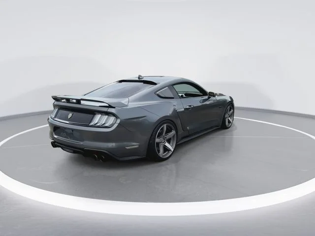 Used 2021 Gray Ford GT Premium image 10