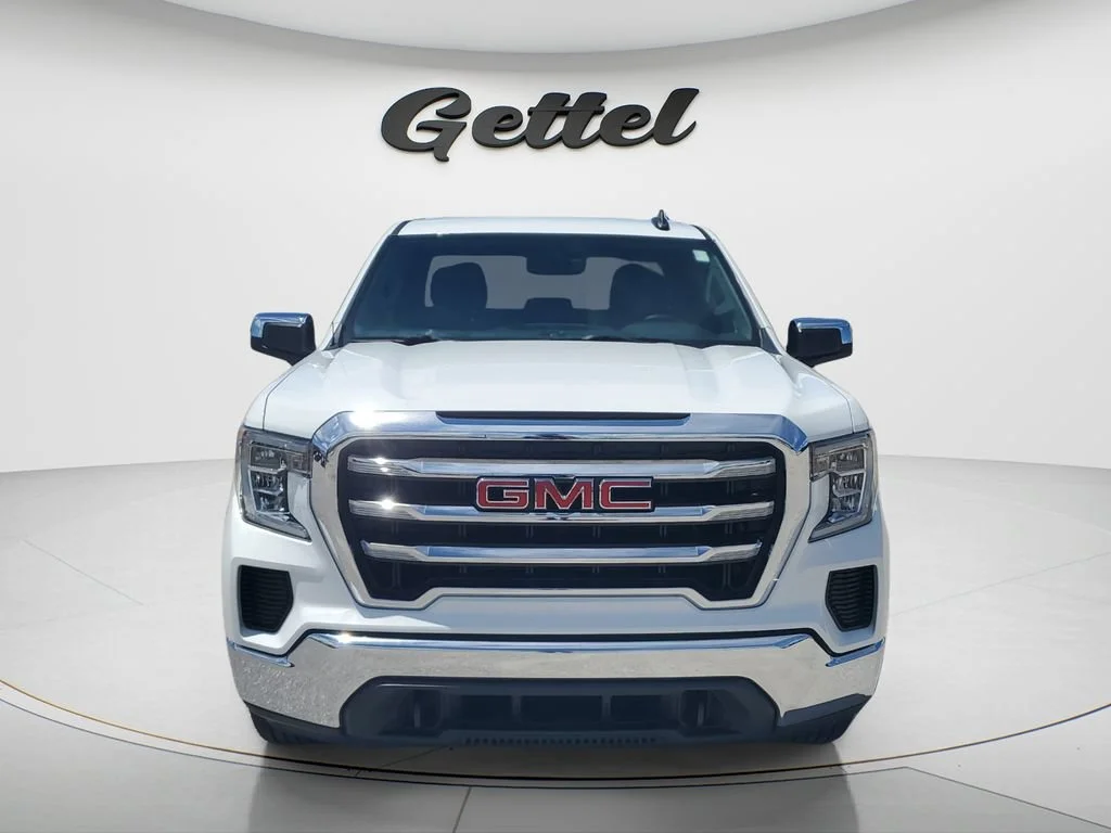 Used 2020 SUMMIT WHITE GMC SLE image 2