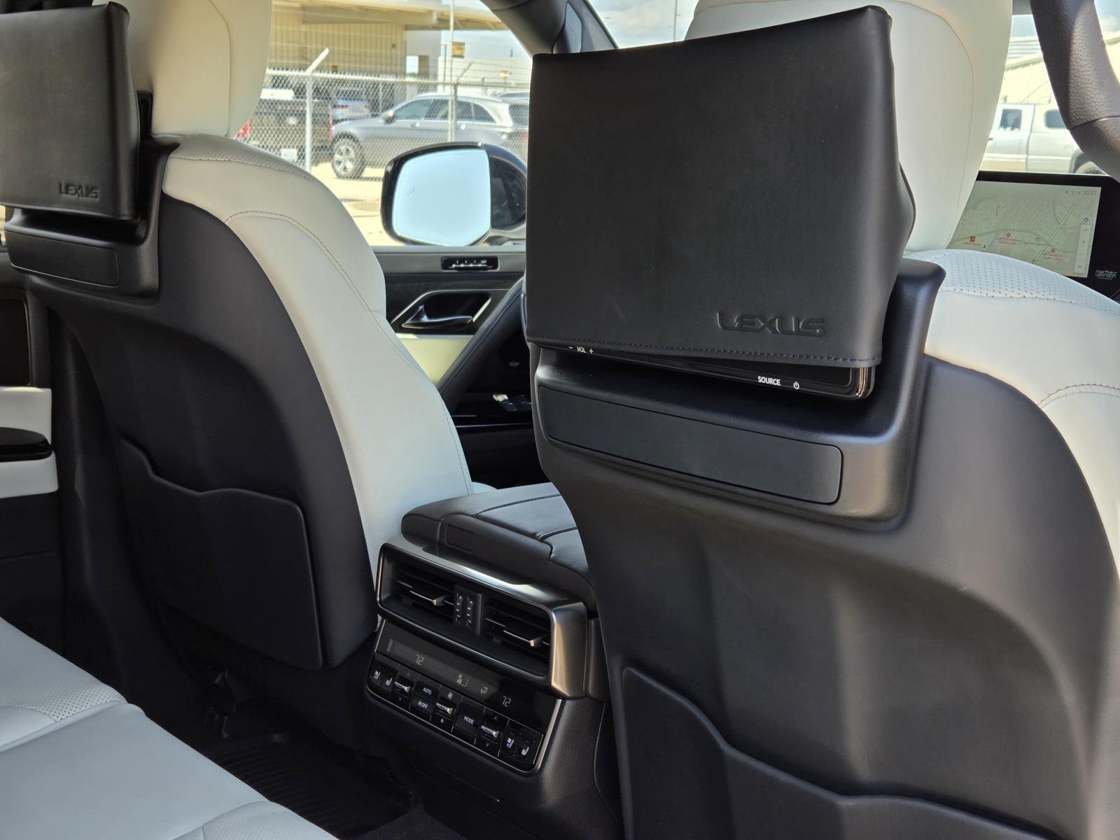 Used 2023 Eminent White Pearl Lexus LX 600 Luxury image 42