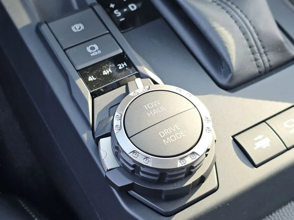 2025 Toyota Tacoma Limited - Photo 11