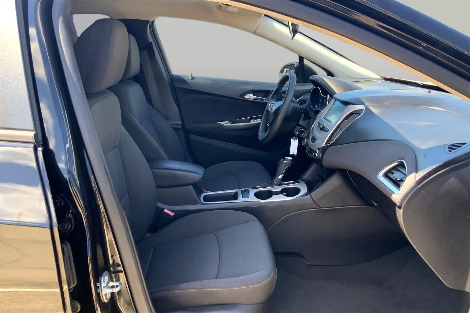 Used 2018 Mosaic Black Metallic Chevrolet LS image 9