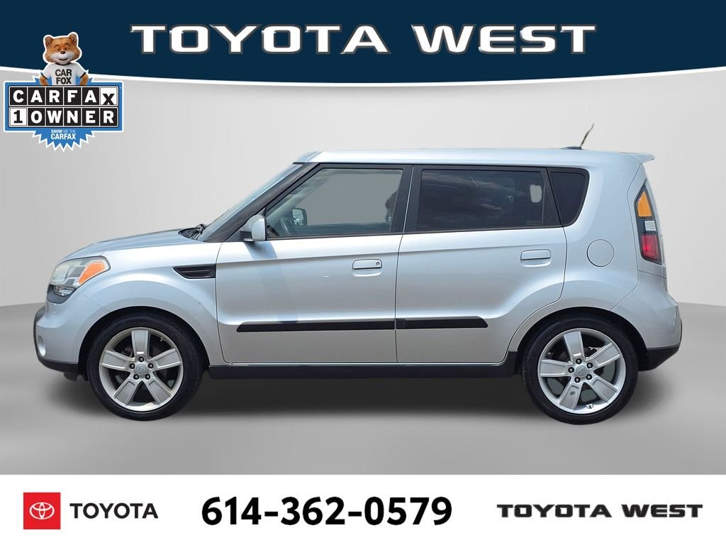 Used 2010 Silver Kia Sport image 11