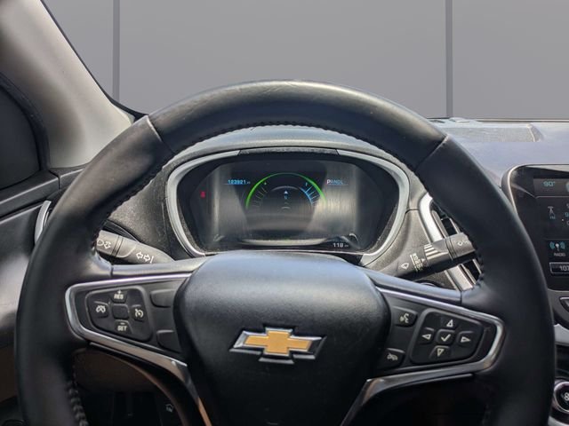 Used 2017 Gray Chevrolet LT image 26