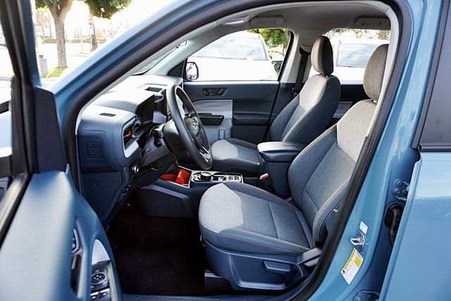 Used 2023 Blue Ford XLT image 15