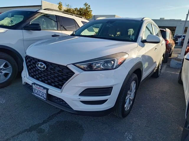 Used 2019 White Hyundai Value image 2