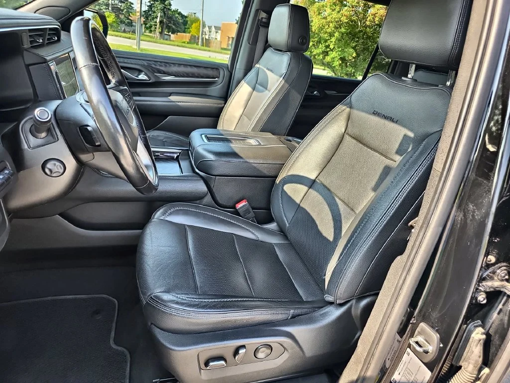Used 2022 Onyx Black GMC Denali image 7