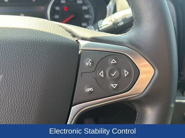 Used 2023 Silver Sage Metallic Chevrolet LT Cloth image 23