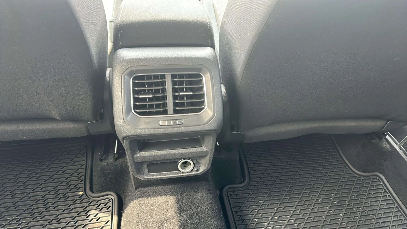 Used 2018 Black Volkswagen 2.0T S image 20