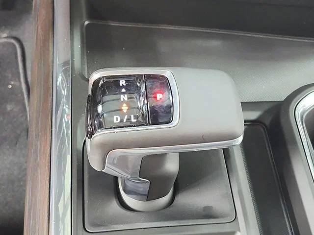 2026 GMC Sierra 1500 SLT - Photo 29