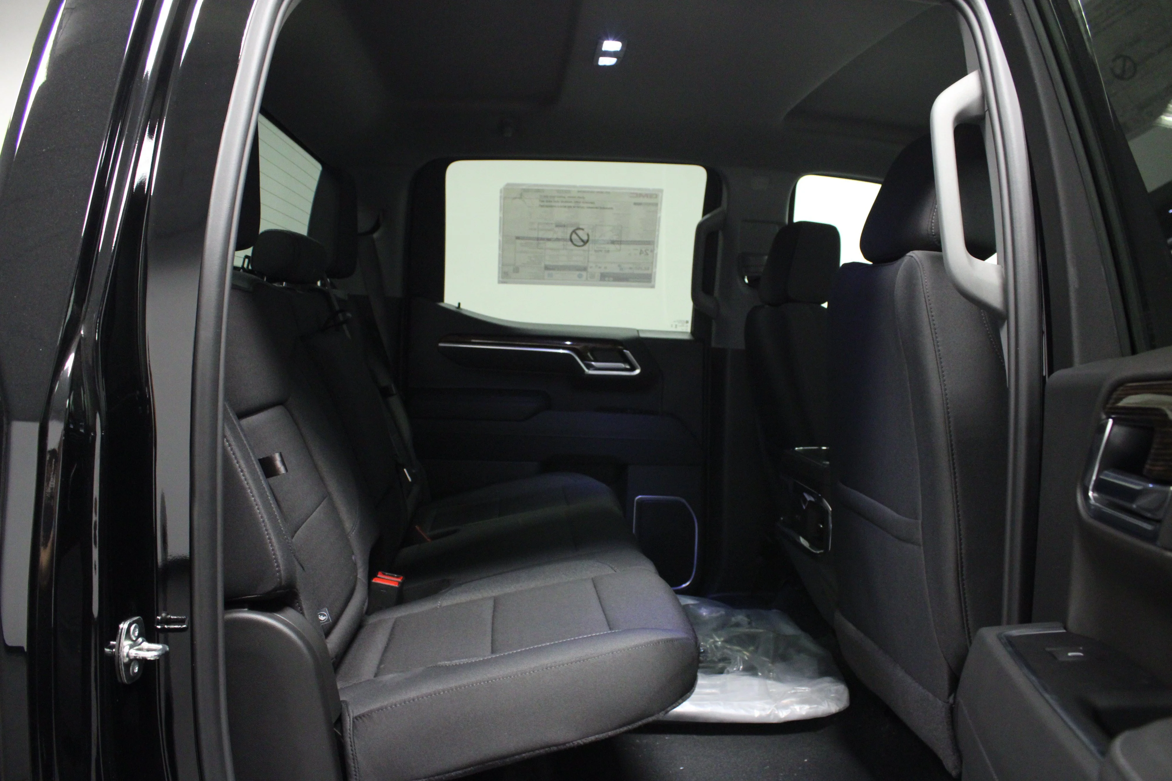 New 2026 Onyx Black GMC Elevation image 15
