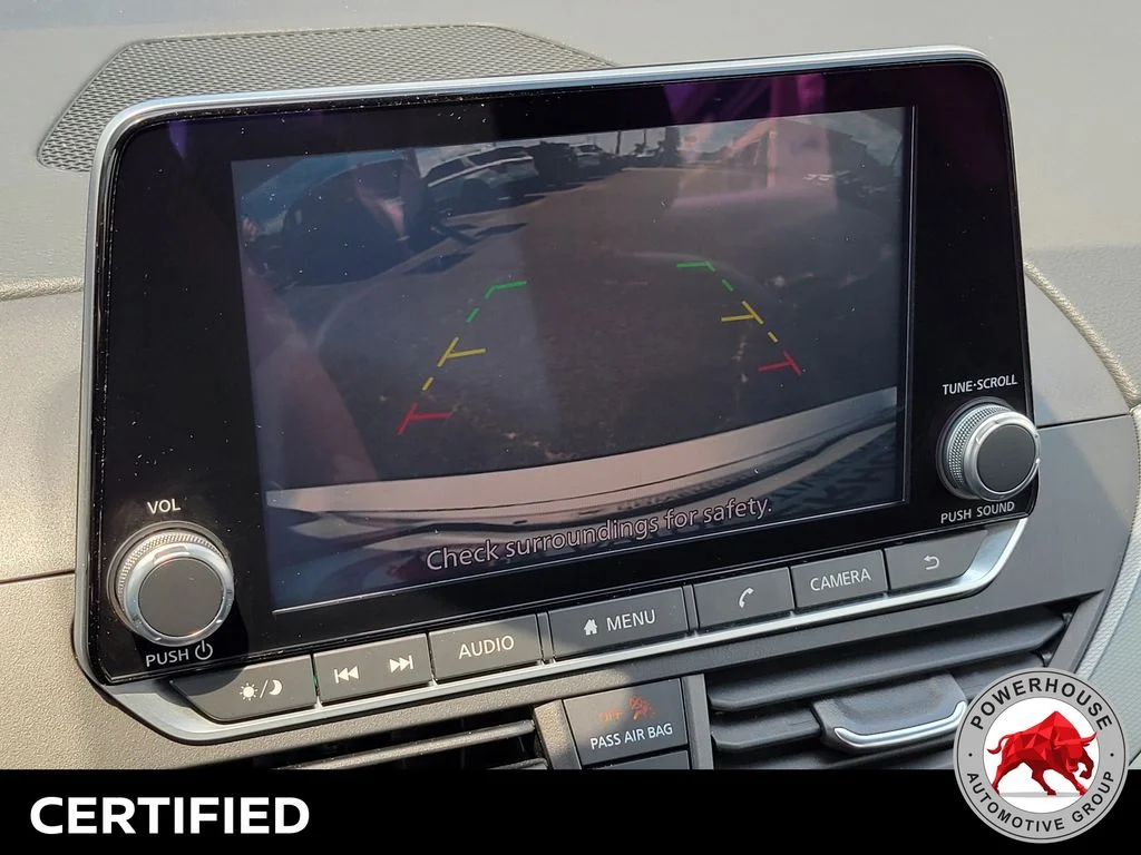 Used 2024 Silver Nissan 2.5 SR image 23