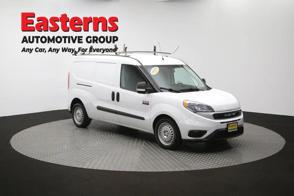 Used 2022 White Ram Base image 46
