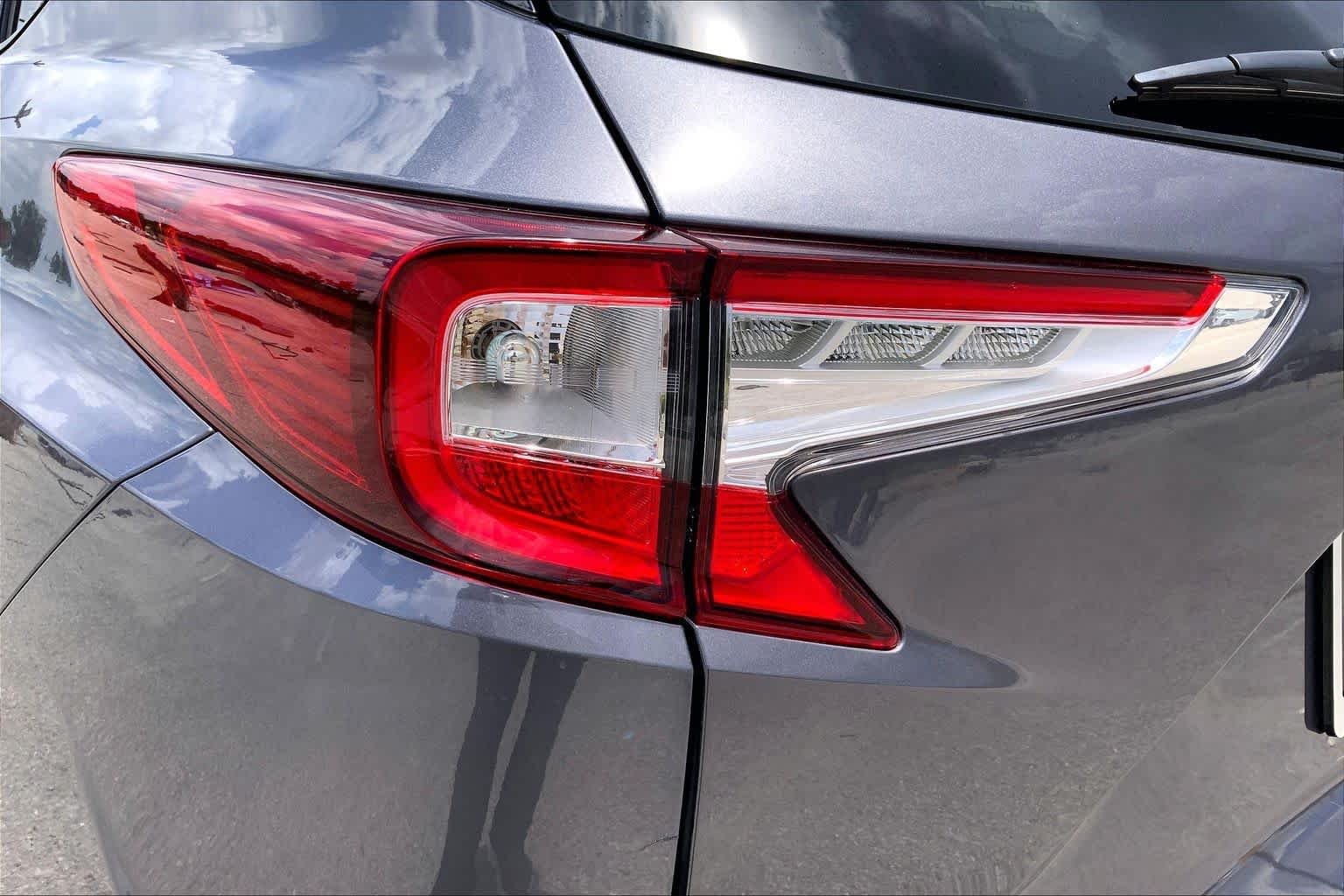 Used 2019 Modern Steel Metallic Acura  image 28