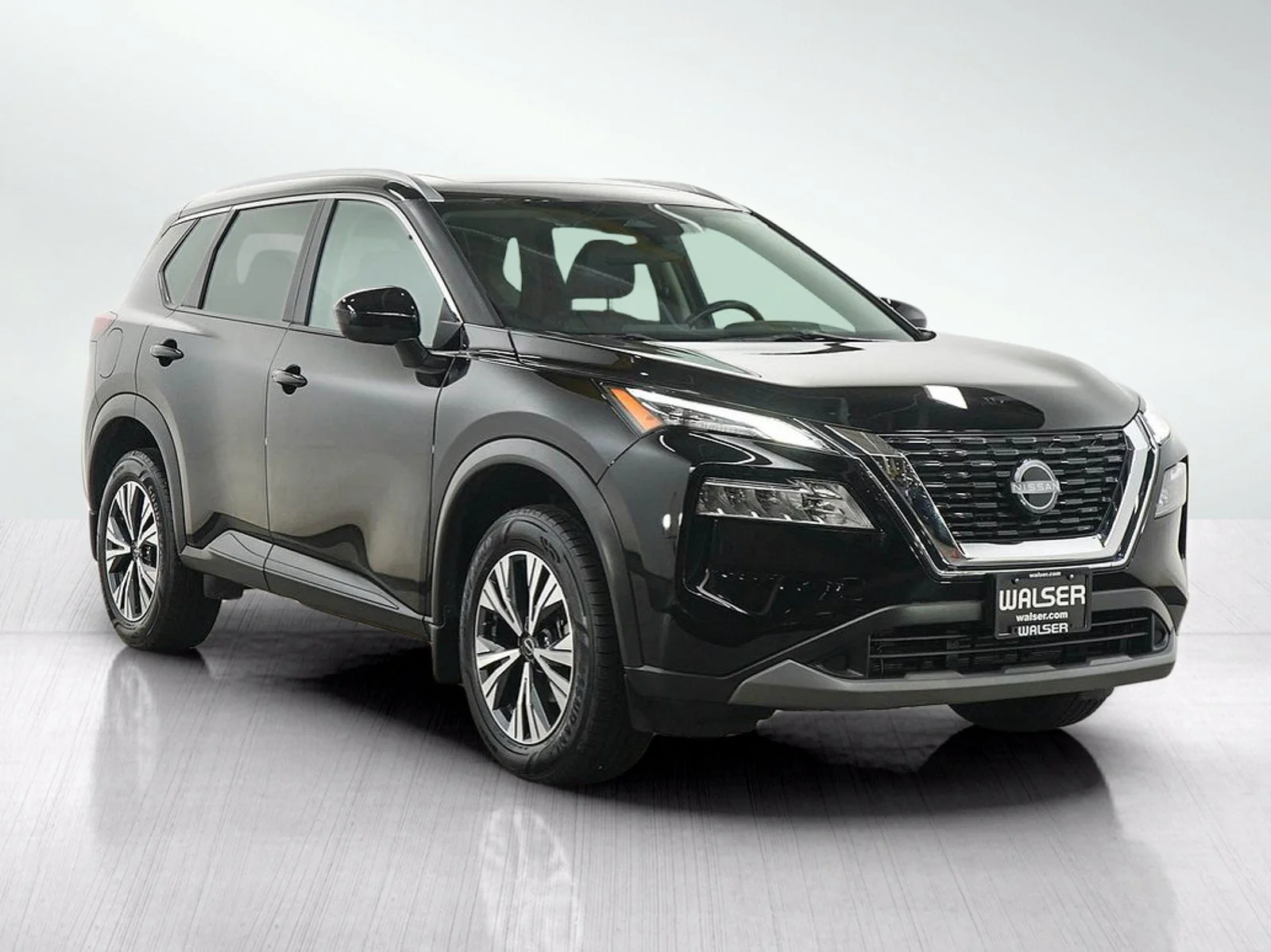 Used 2023 Super Black Nissan SV image 7