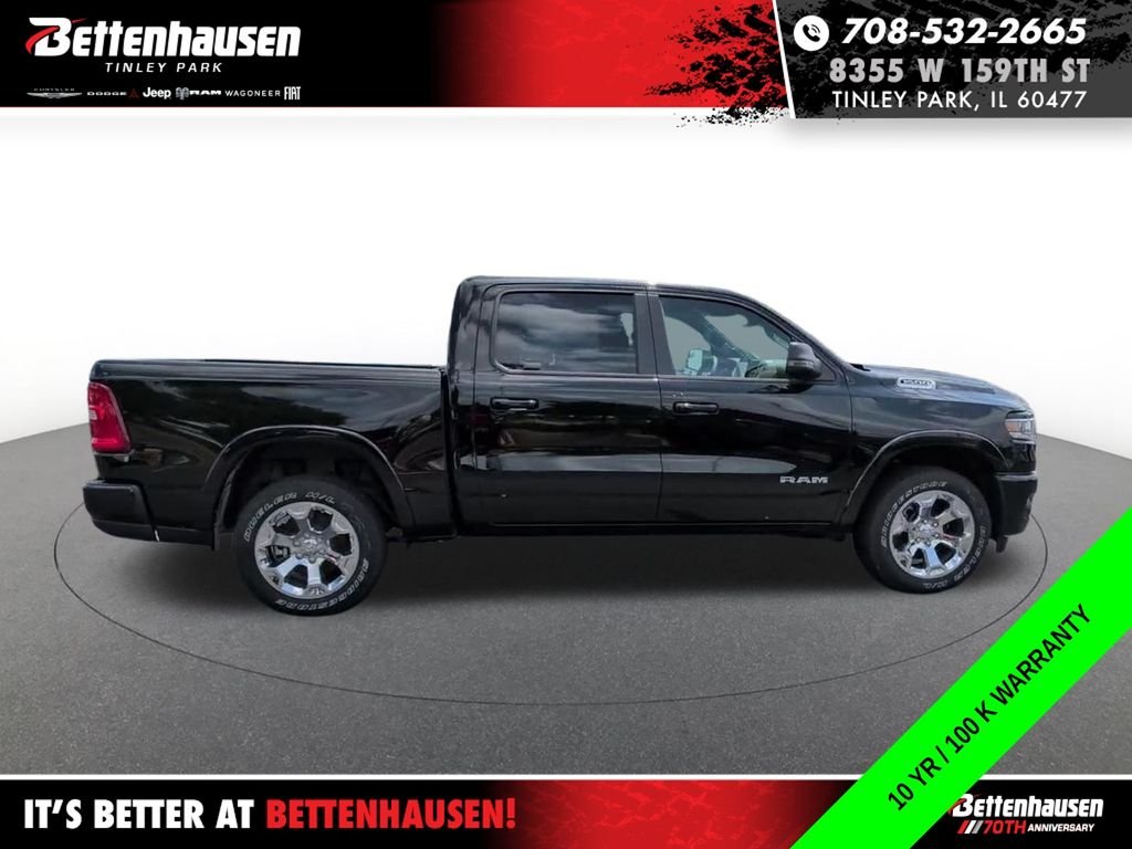 New 2026 Diamond Black Crystal Pearl-Coat Exterior Paint RAM Big Horn/Lone Star image 6