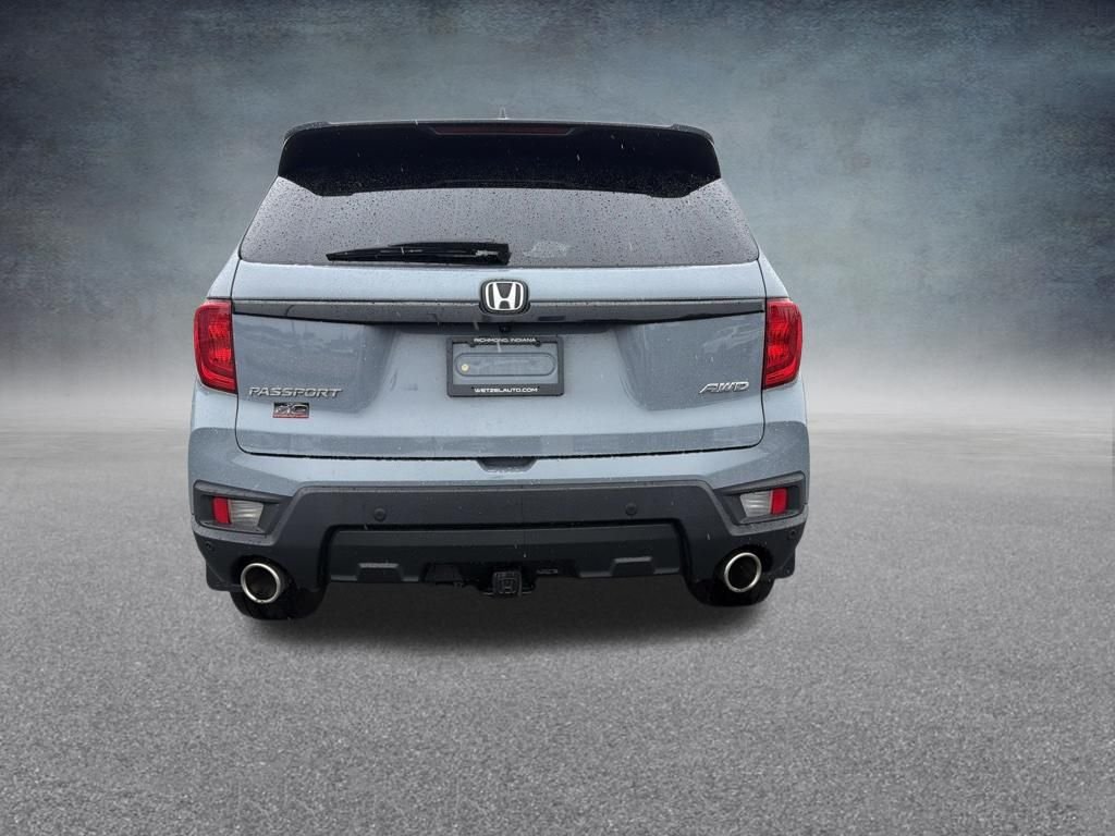 Certified Used 2024 Sonic Gray Pearl Honda EX-L image 4