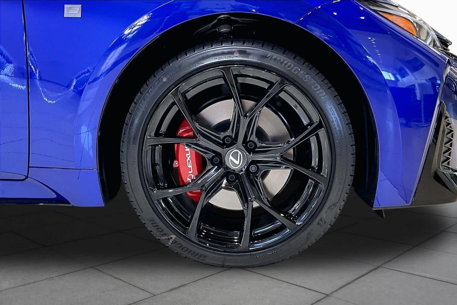 2026 Lexus IS 350 F SPORT - Photo 9