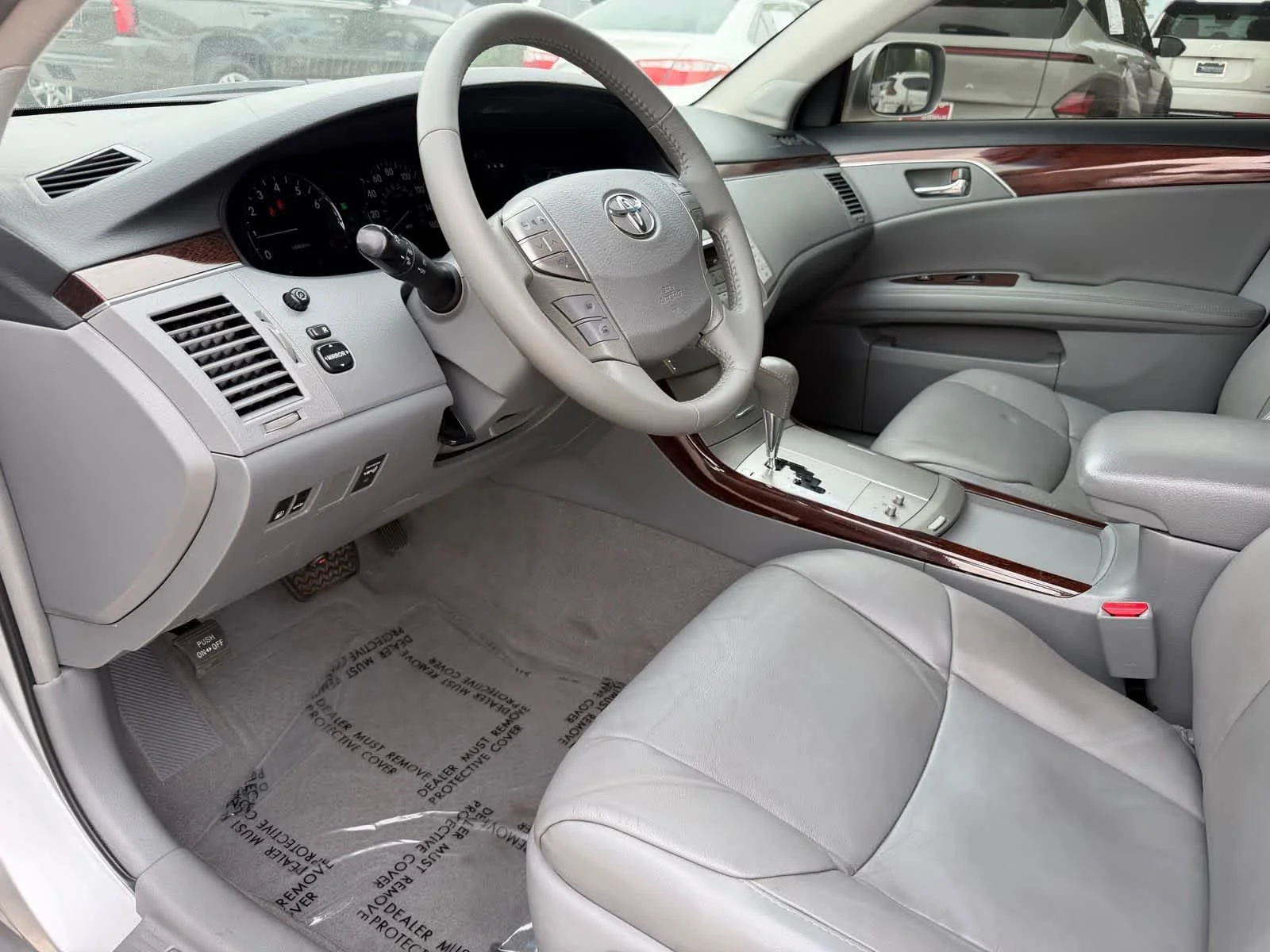 Used 2008 Toyota Avalon XLS with VIN 4T1BK36B38U324038 for sale in Avondale, AZ