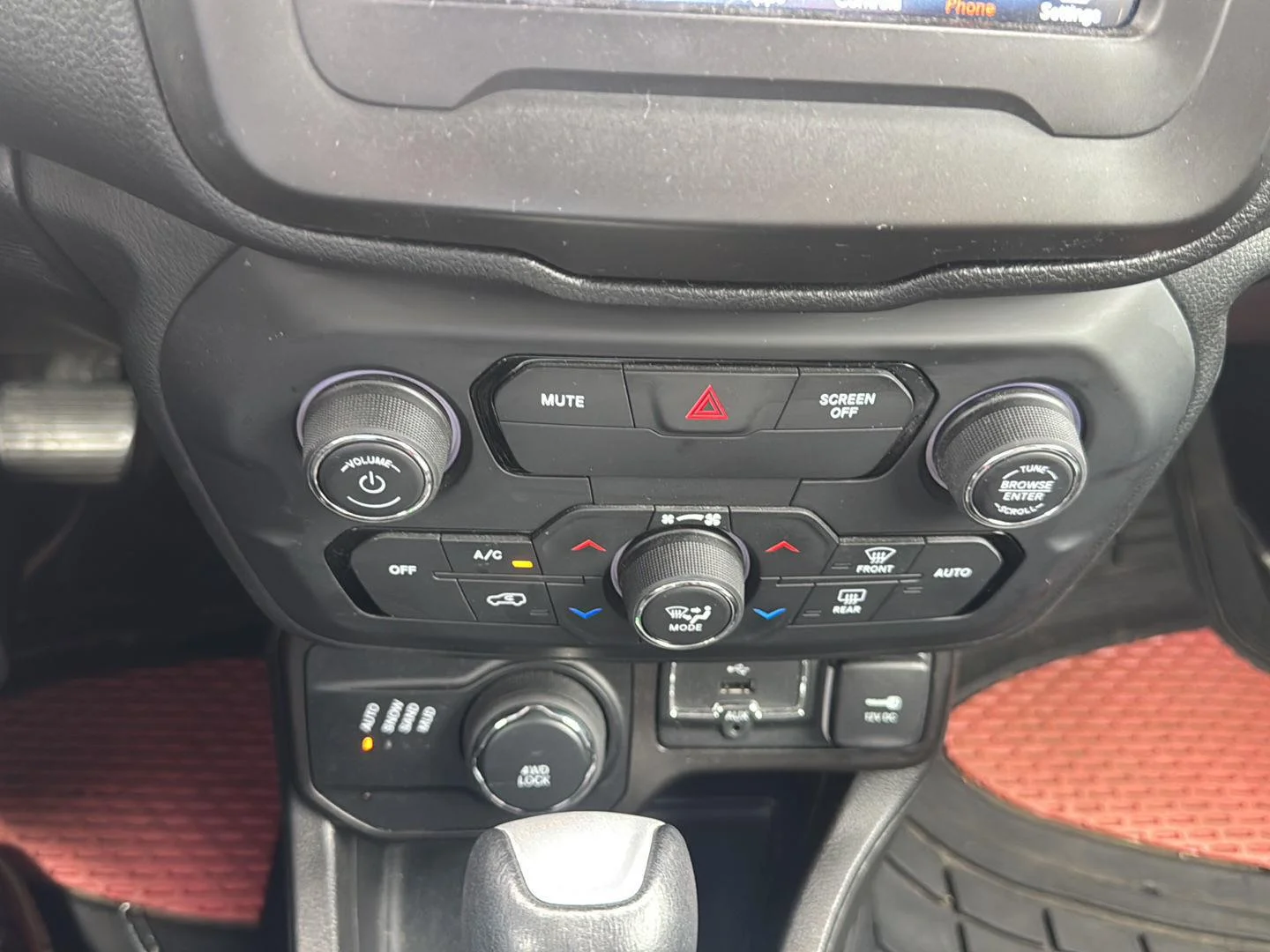 Used 2020 Colorado Red Clearcoat Jeep Limited image 16