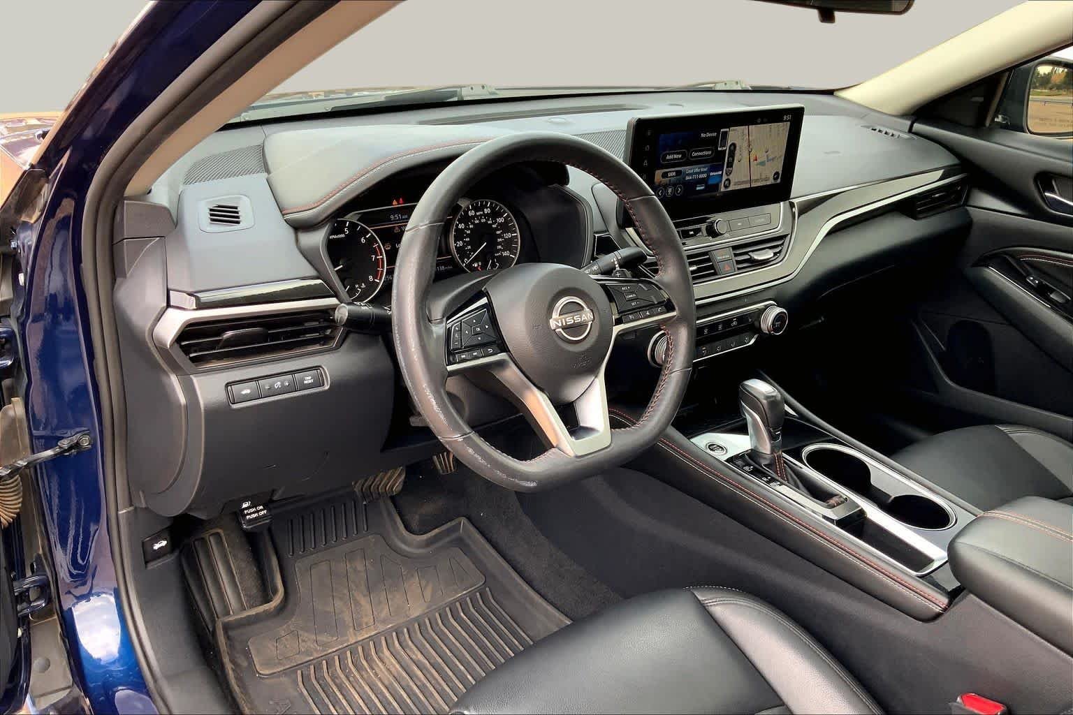 Used 2023 Deep Blue Pearl Nissan 2.5 SR image 18